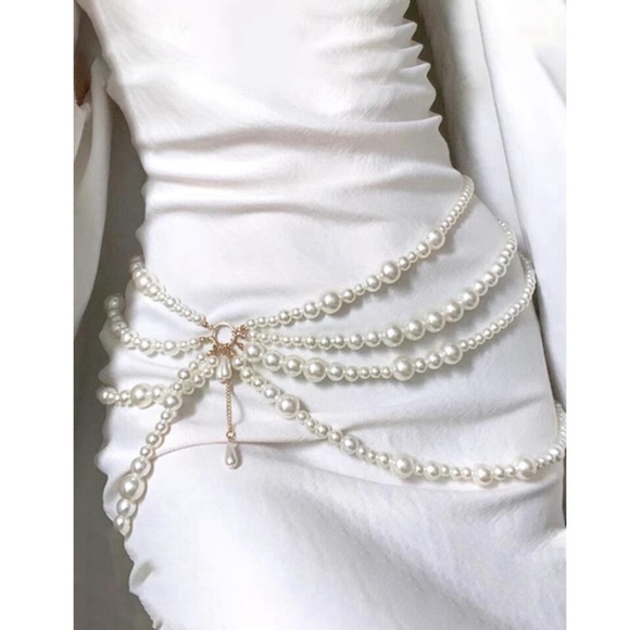 Pearl Belt - Picture 1 of 8